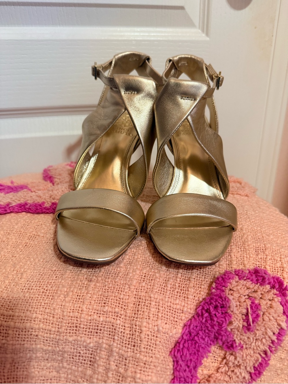 Vince Camuto Metallic Gold Strappy Heels Sandals Size 7.5